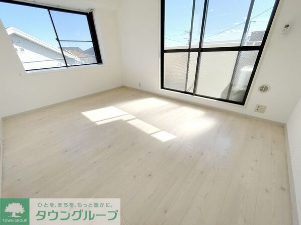 日宝コート金沢文庫の物件内観写真